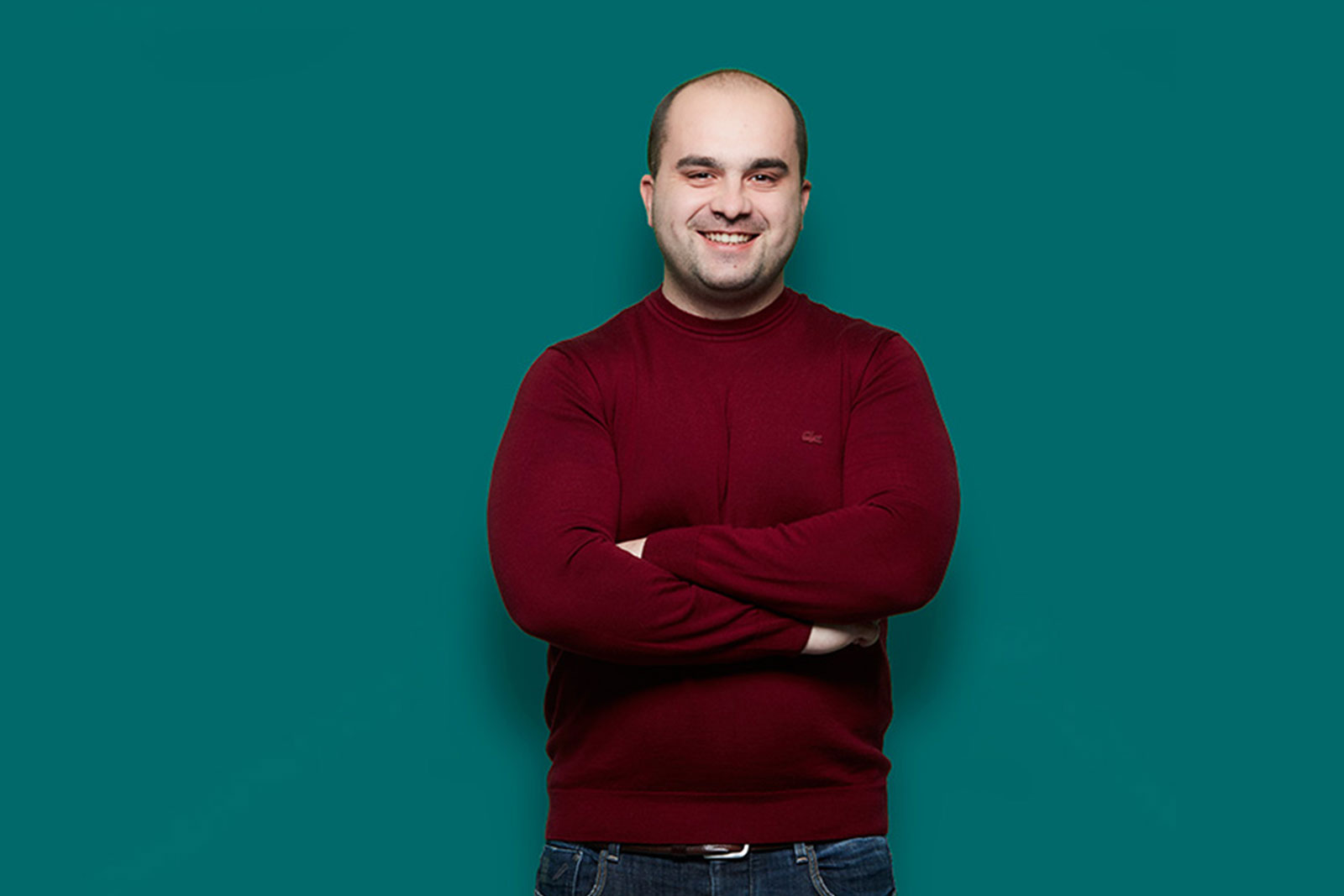 Neos Employee 30